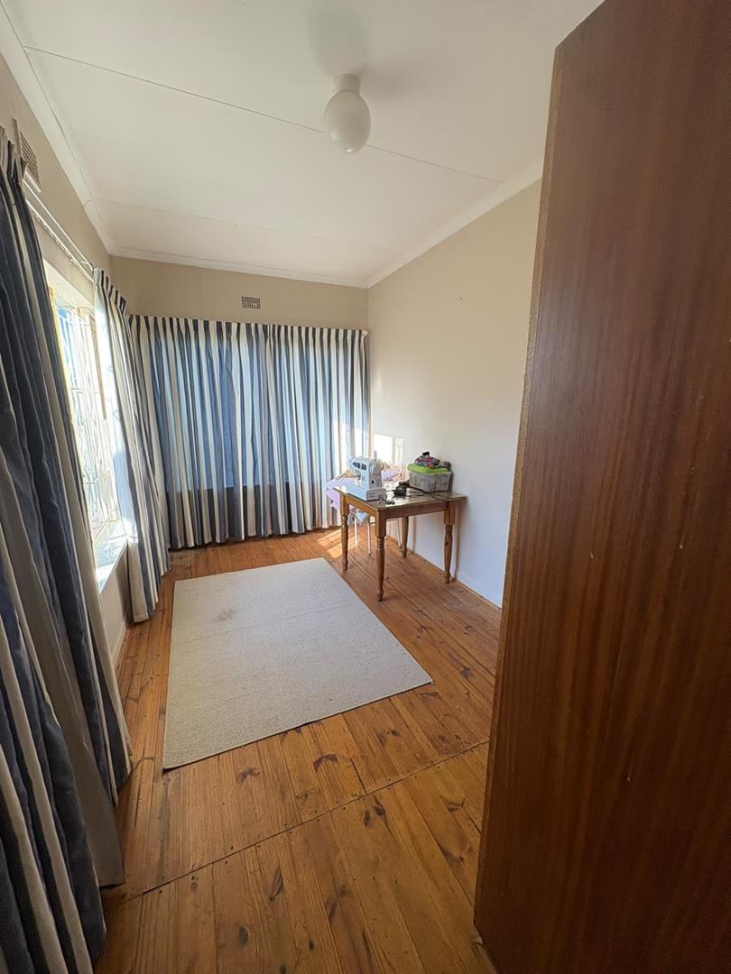 4 Bedroom Property for Sale in Heilbron Free State
